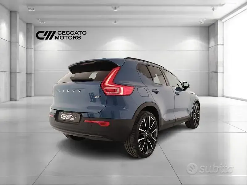 Usata Volvo XC40 Ultimate 197 CV (144 kW) 2023 Blu SUV