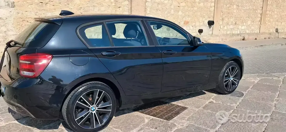 Usata BMW 114 95 CV (69 kW) 2014 Nero Utilitaria