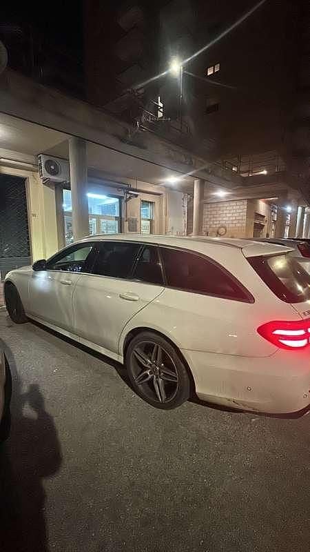 Usata Mercedes E350 Premium 258 CV (189 kW) 2017 Bianco Station wagon