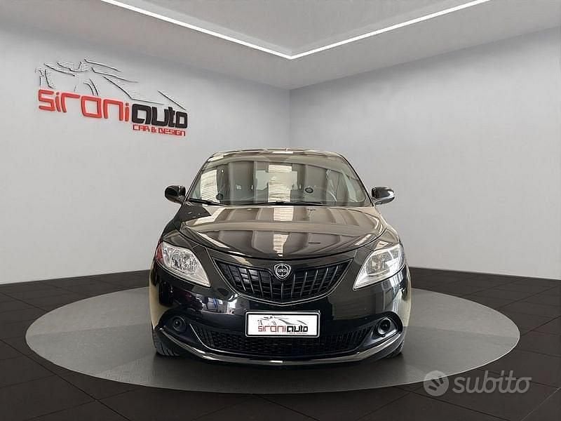Occasion Lancia Ypsilon Silver 69 PK (50 kW) 2023 Zwart Hatchback