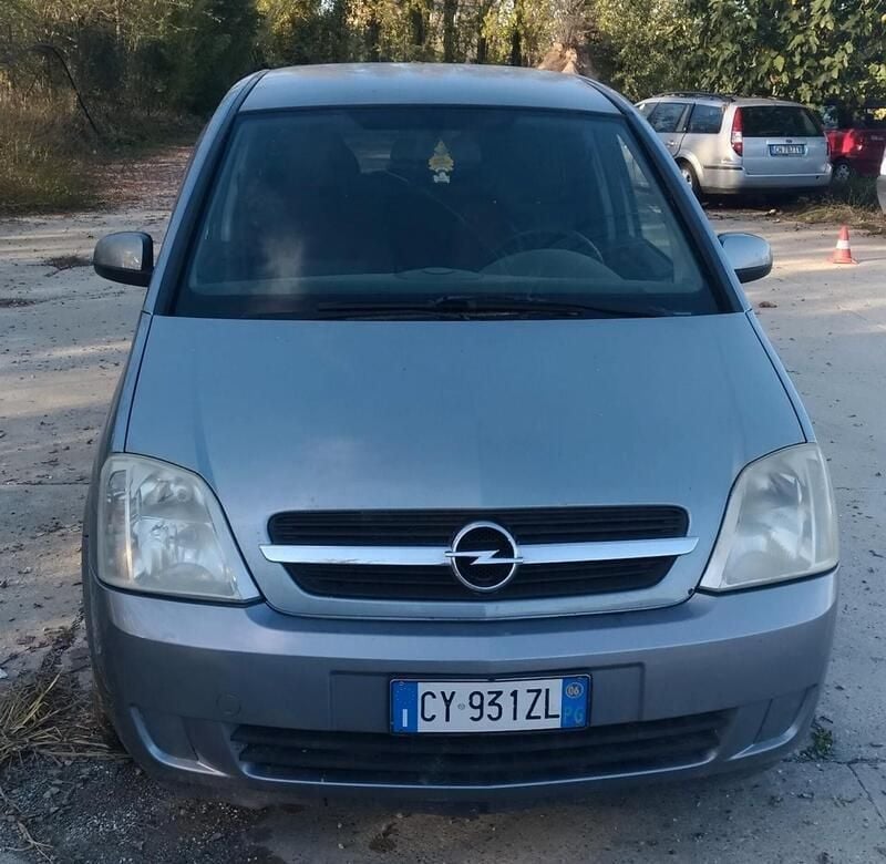 Grigio Usata 2006 Opel Meriva Club Monovolume | 500 € (Super prezzo) - Immagine 1/4