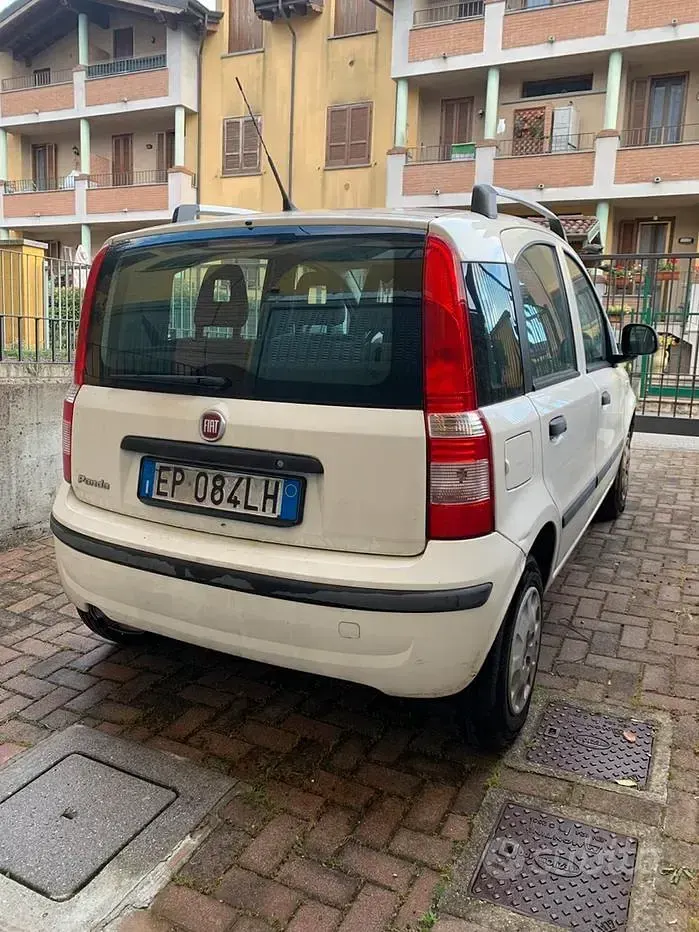 Begagnad Fiat Panda 69 HK (50 kW) 2012 Vit Halvkombi