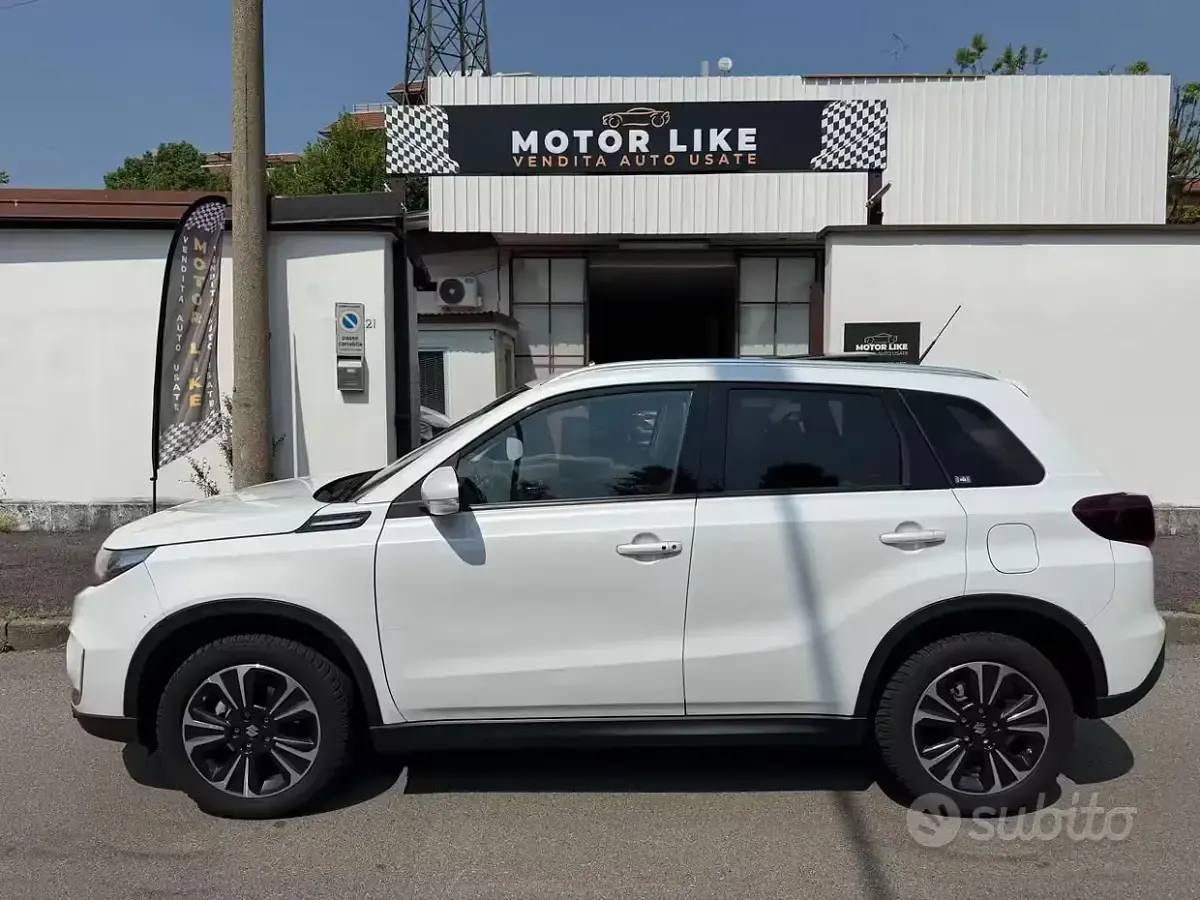 Usata Suzuki Vitara 102 CV (75 kW) 2022 Bianco SUV