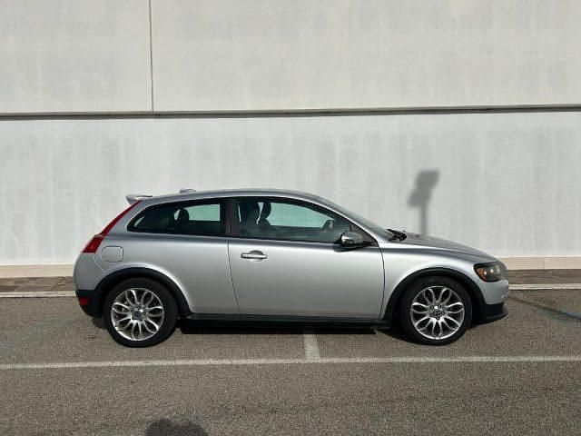 Usata Volvo C30 Drive Kinetic 109 CV (80 kW) 2008 Argento Utilitaria