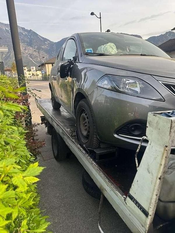 Usata Lancia Ypsilon Silver 69 CV (50 kW) 2022 Other Utilitaria