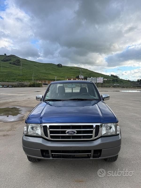 Usata Ford Ranger XLT 109 CV (80 kW) 2005 Blu Pick-up