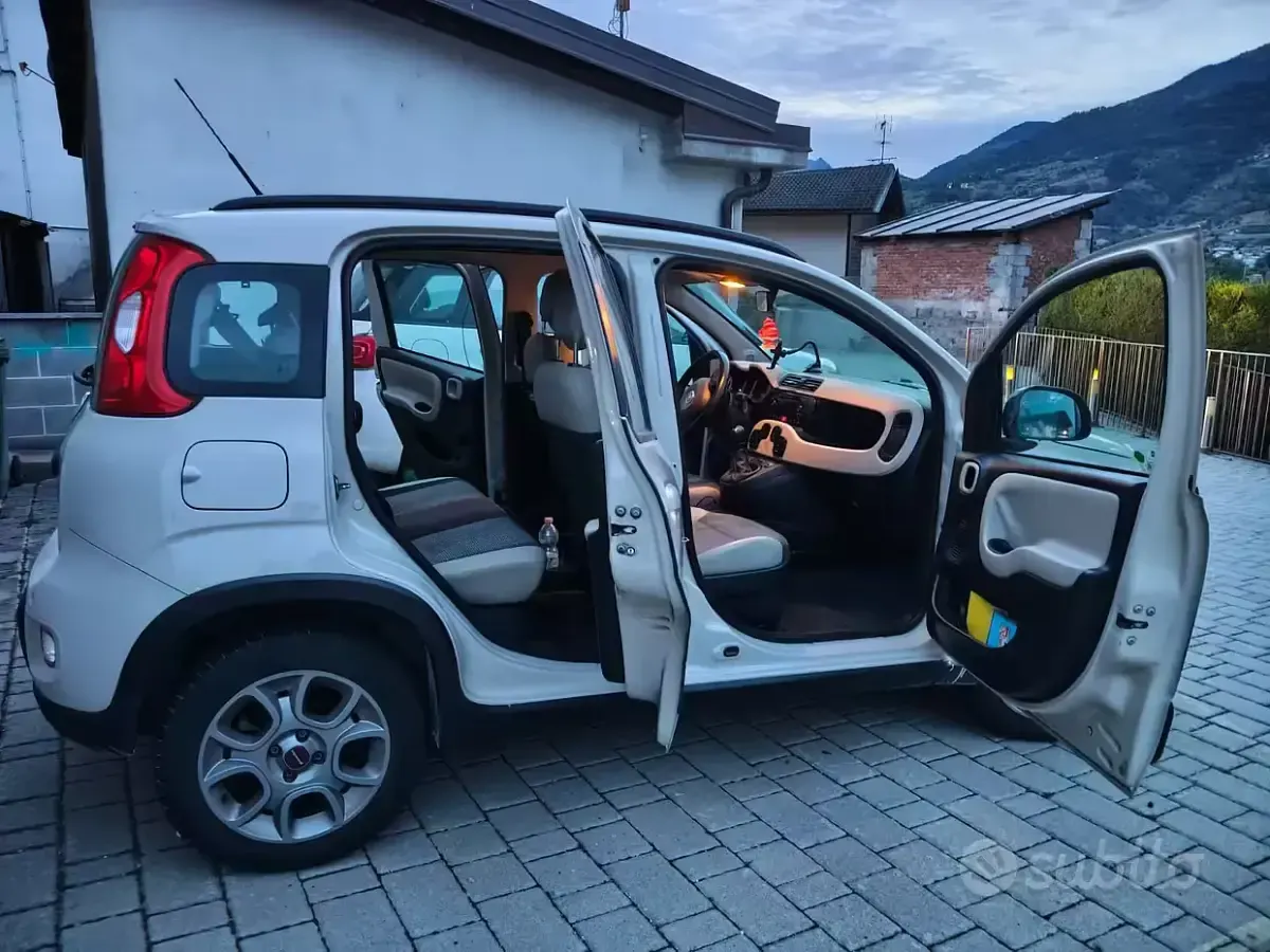 Usata Fiat Panda 4x4 85 CV (62 kW) 2013 Utilitaria