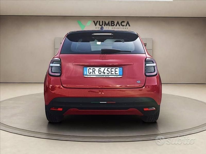 Occasion Fiat 600 Red 61 kW (84 ch) 2023 Rouge SUV