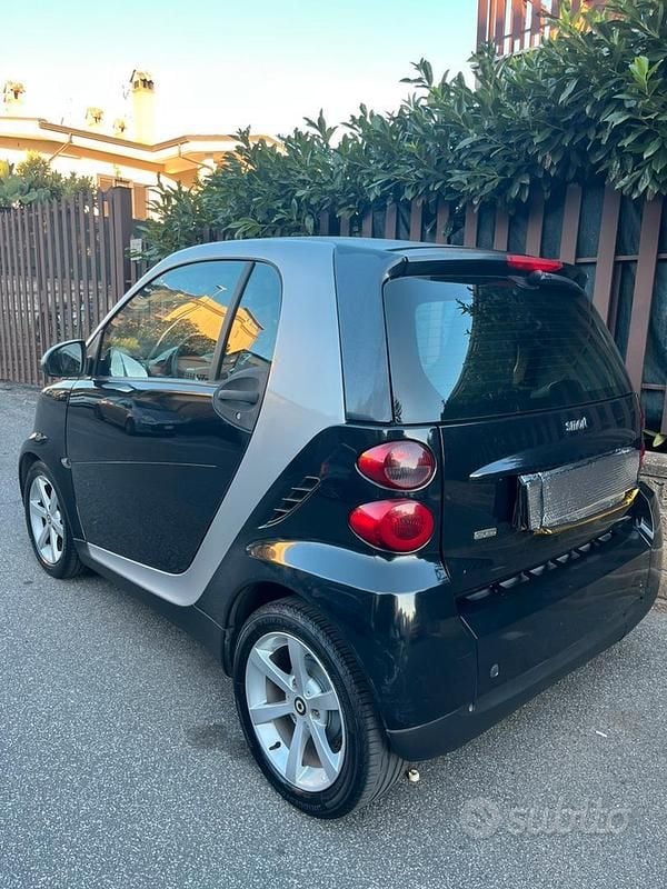 Nero Usata 2009 Smart ForTwo Coupé Coupé | 3500 € (Buon prezzo) - Immagine 1/4