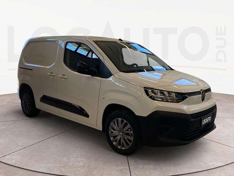 Usata Citroën Berlingo 102 CV (75 kW) 2024 Bianco Monovolume