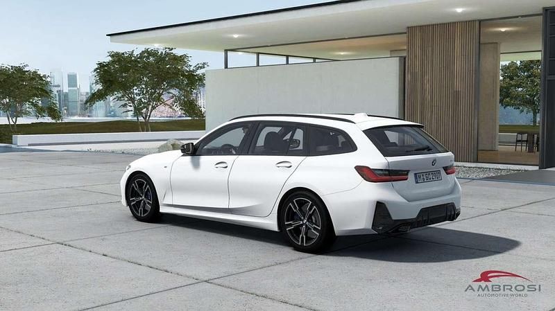 Nuova BMW M340 M Sport 374 CV (275 kW) 2025 Alpin white pastello Berlina