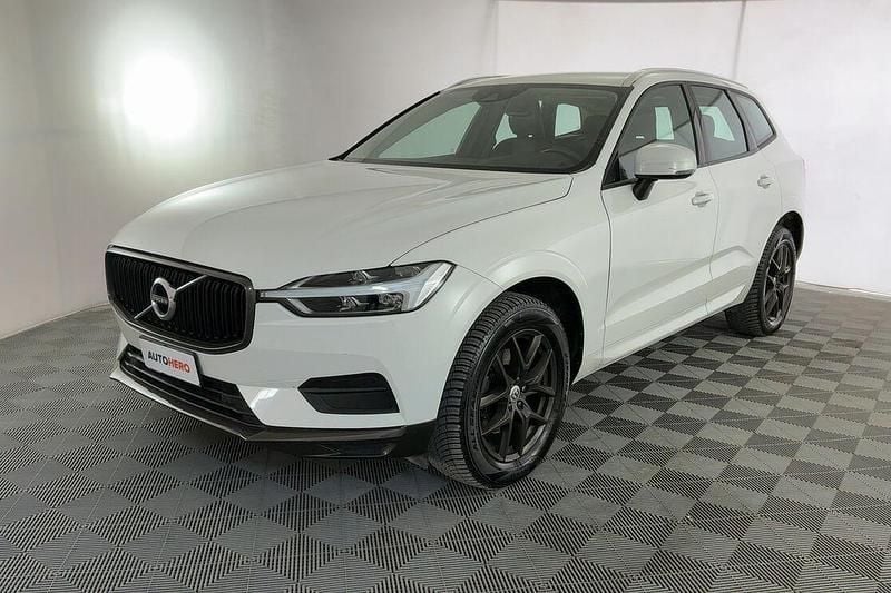 Usata Volvo XC60 Momentum 190 CV (139 kW) 2019 Bianco SUV
