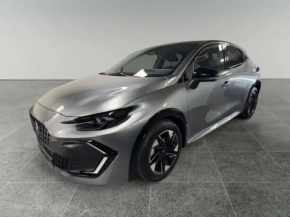 Nuova Renault Clio V Techno 160 CV (117 kW) 2026 Grigio Berlina