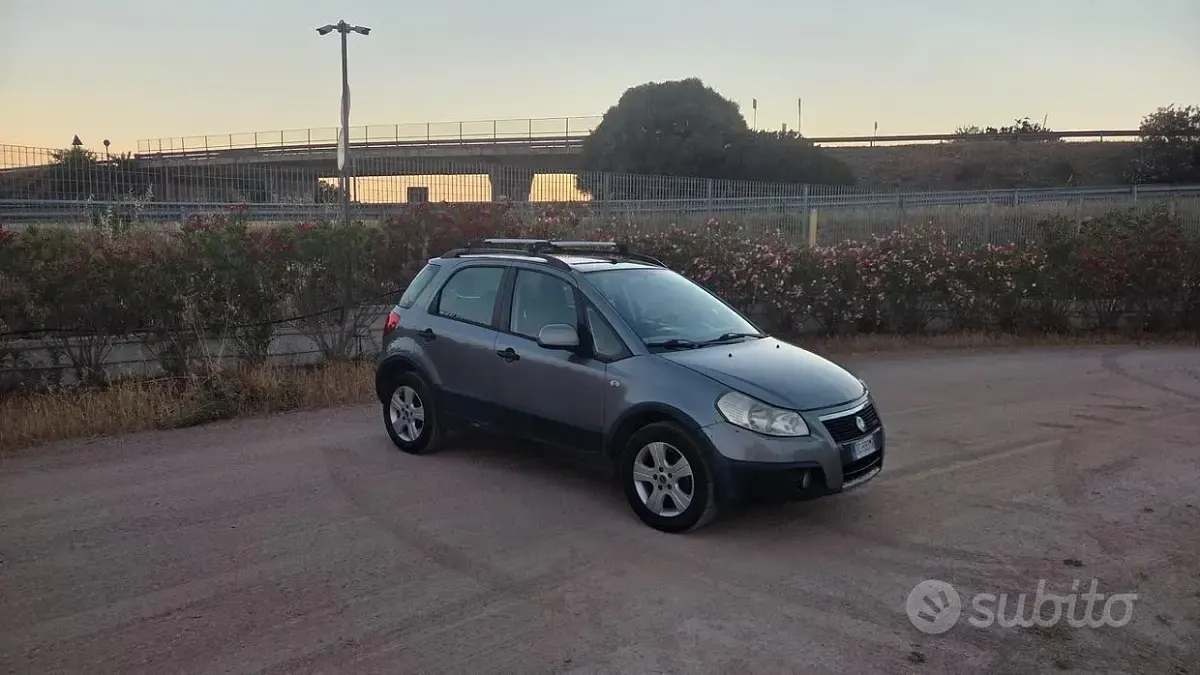 Usata Fiat Sedici 120 CV (88 kW) 2009 SUV
