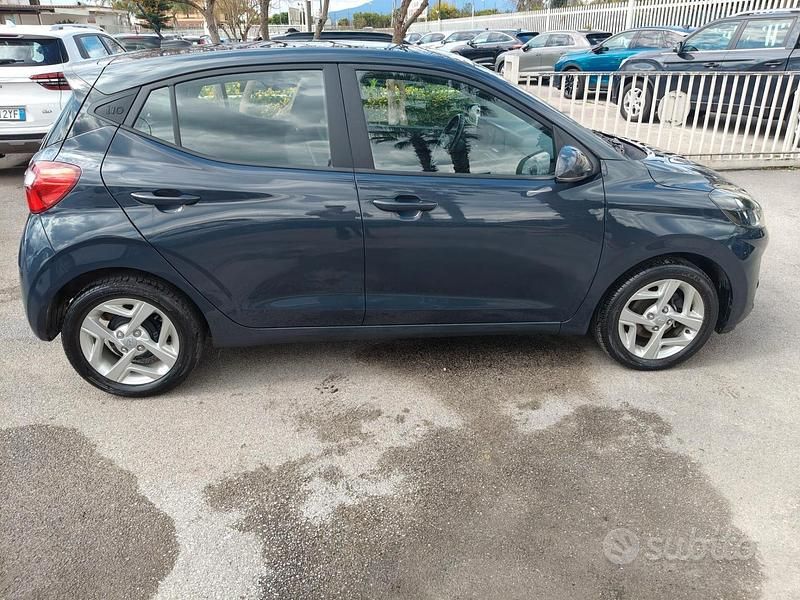 Usata Hyundai i10 2023 Grigio Utilitaria