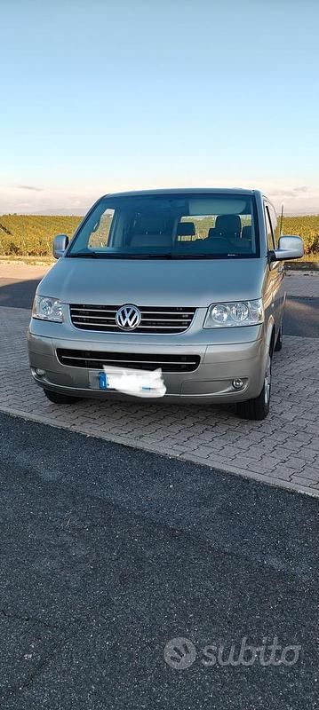 Usata VW Transporter 2006 Grigio Furgone
