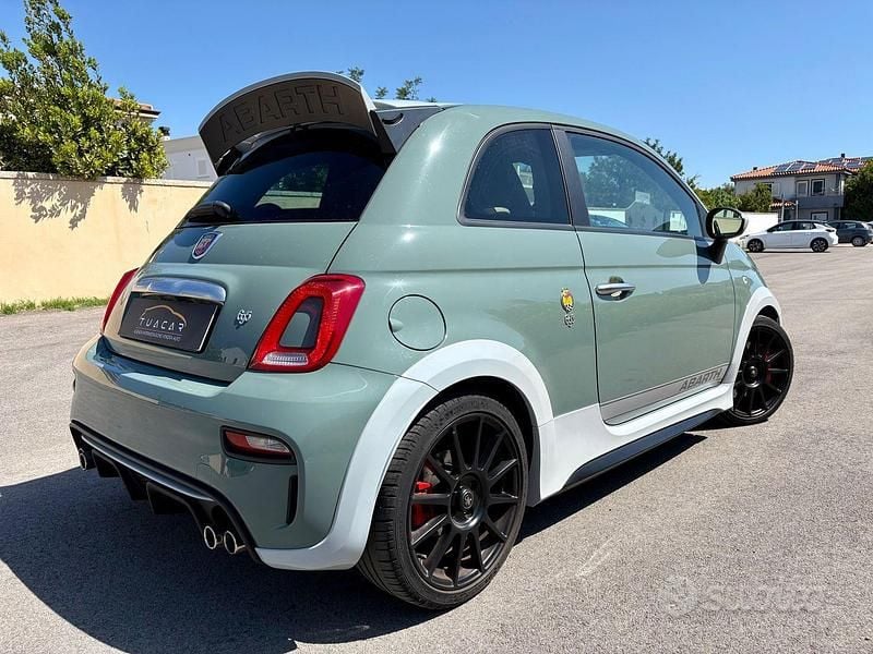 Usata Abarth 695 179 CV (131 kW) 2020 Verde Utilitaria