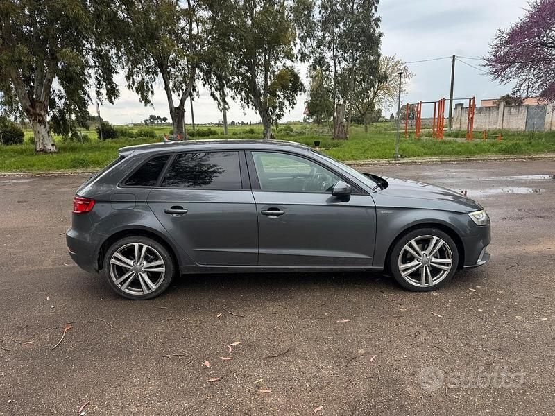 Usata Audi A3 110 CV (80 kW) 2017 Grigio Berlina