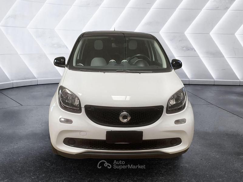 Usata Smart ForFour Passion 71 CV (52 kW) 2016 Bianco Utilitaria