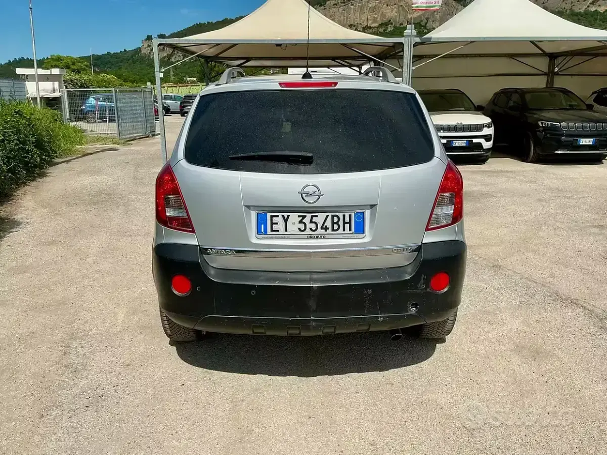 Usata Opel Antara Cosmo 163 CV (119 kW) 2014 Grigio SUV