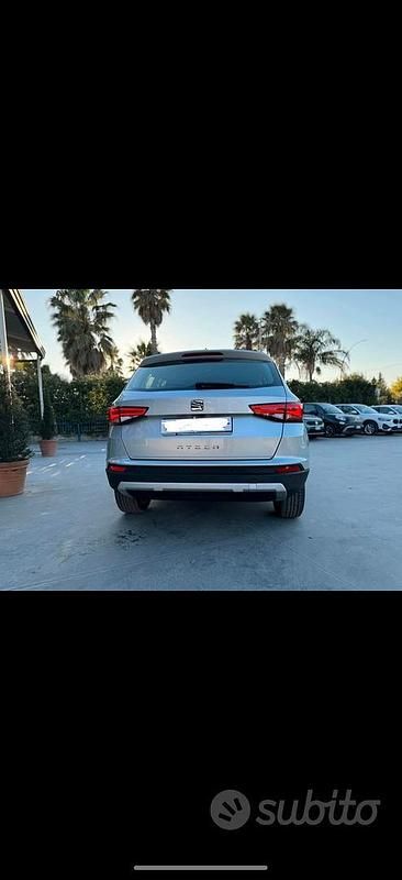 Usata Seat Ateca 115 CV (84 kW) 2020 Grigio SUV