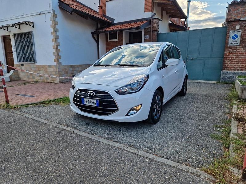 Usata Hyundai i20 125 CV (91 kW) 2019 Bianco Monovolume