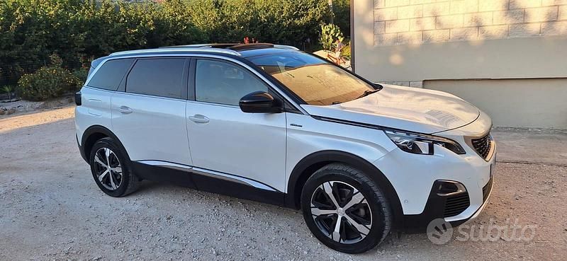 Usata Peugeot 5008 131 CV (96 kW) 2019 SUV