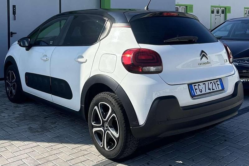 Other Usata 2017 Citroën C3 Shine Due volumi | 7600 € (Buon prezzo) - Immagine 1/4