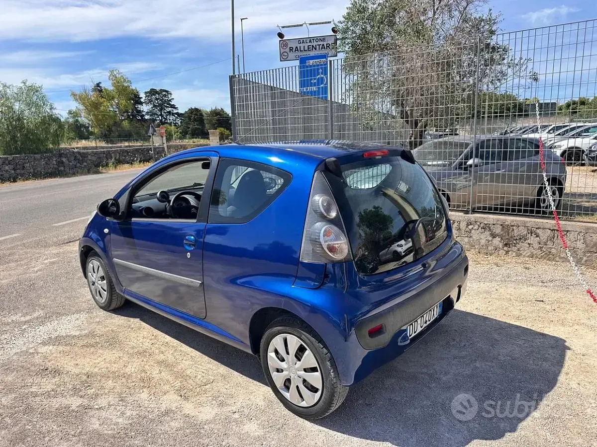 Usata Citroën C1 68 CV (50 kW) 2006 Bluazzurro Utilitaria