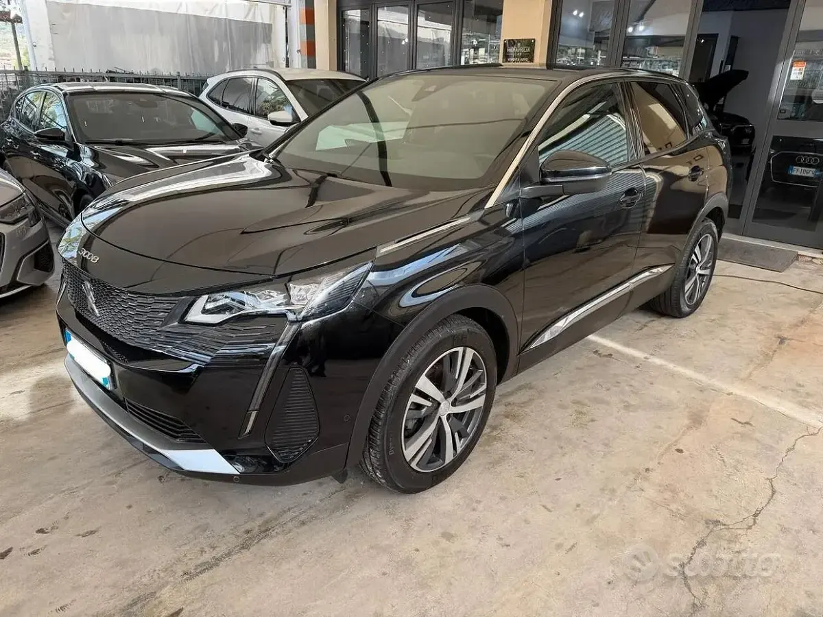 Usata Peugeot 3008 Allure 131 CV (96 kW) 2023 Nero SUV