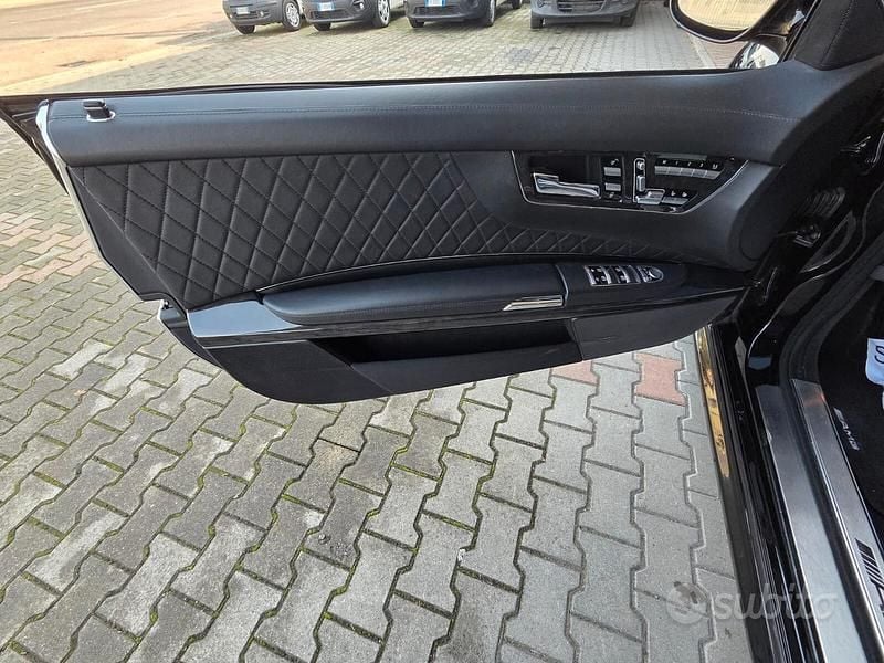 Usata Mercedes CL63 AMG AMG 611 CV (449 kW) 2008 Nero Coupé