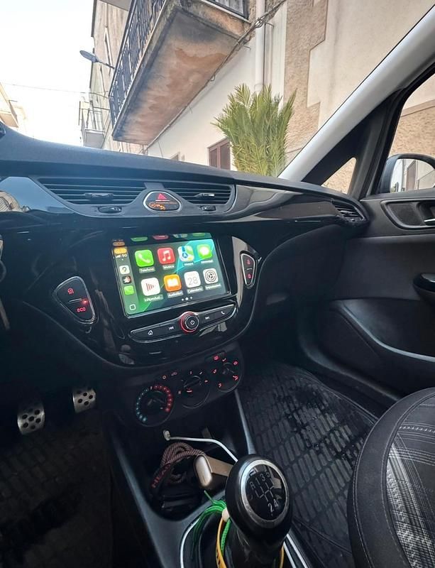 Usata Opel Corsa 95 CV (69 kW) 2017 Argento Berlina