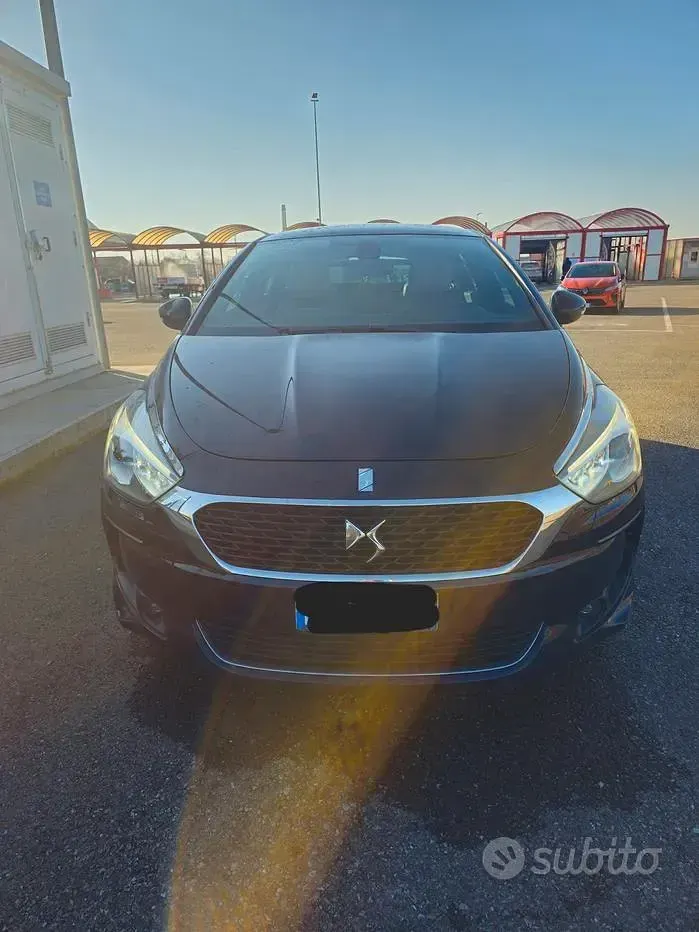 Usata DS Automobiles DS5 181 CV (133 kW) 2015 Blu Utilitaria