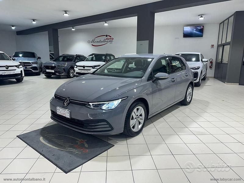 Usata VW Golf VIII Style 116 CV (85 kW) 2023 Grigio Berlina