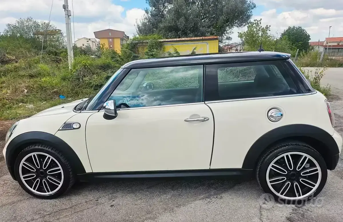 Usado Mini Cooper 122 HP (89 kW) 2010 Citadino