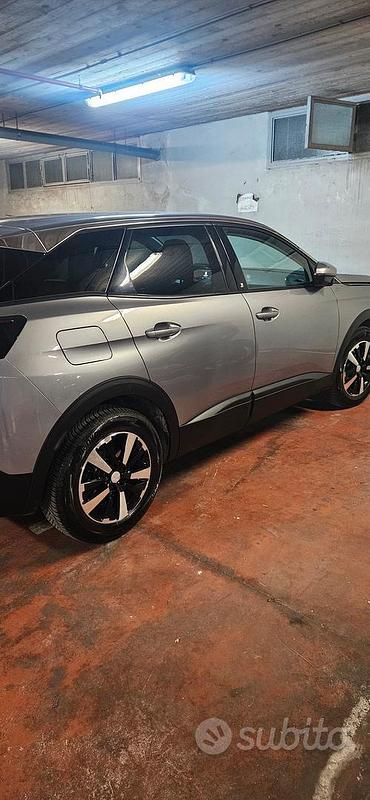 Usata Peugeot 3008 131 CV (96 kW) 2018 Grigio SUV