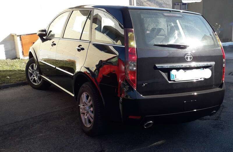 Nero Usata 2015 Tata Aria Monovolume | 6000 € - Immagine 1/4
