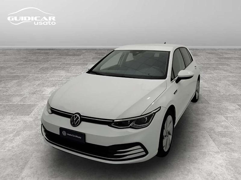 Bianco Usata 2021 VW Golf VIII Style Tre volumi | 20.900 € (Buon prezzo) - Immagine 1/4