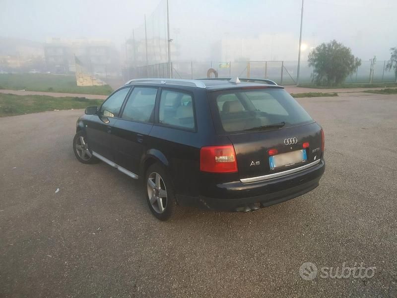 Blu Usata 2004 Audi A6 Station wagon | 1000 € (Buon prezzo) - Immagine 1/4