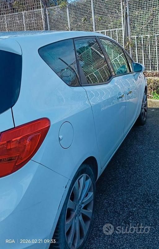 Usata Opel Meriva Cosmo 2012 Bianco Monovolume