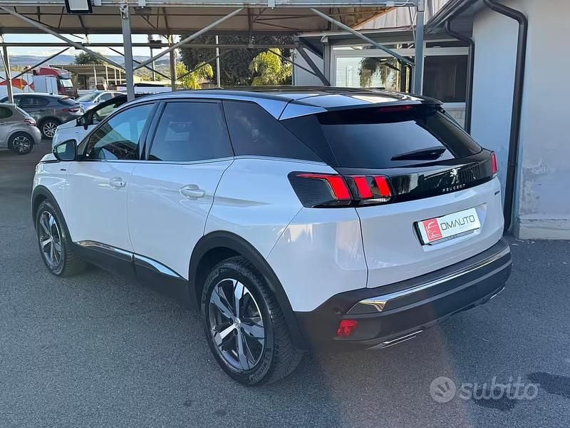 Usata Peugeot 3008 GT-line 130 CV (95 kW) 2018 Bianco SUV