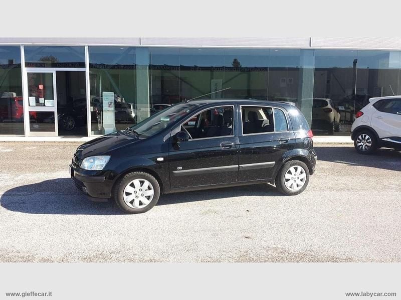 Usata Hyundai Getz Active 82 CV (60 kW) 2005 Nero Utilitaria