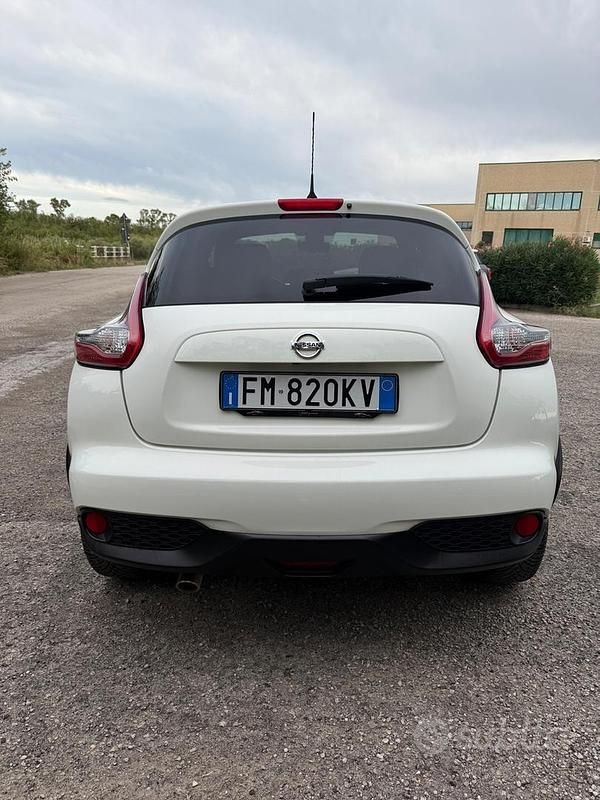 Usata Nissan Juke N-Connecta 110 CV (80 kW) 2017 Bianco SUV