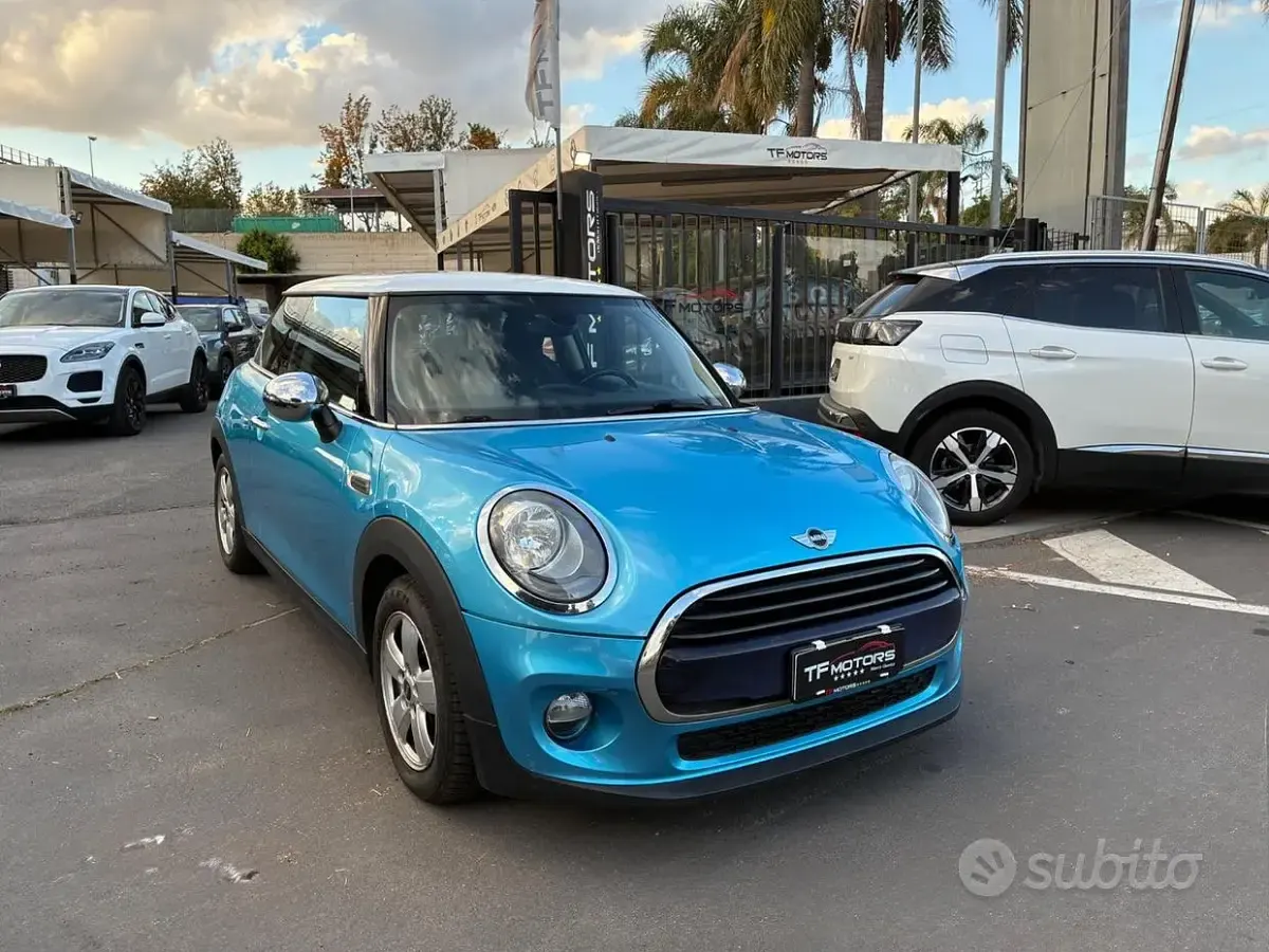 Usata Mini Cooper D 95 CV (69 kW) 2016 Blu Utilitaria