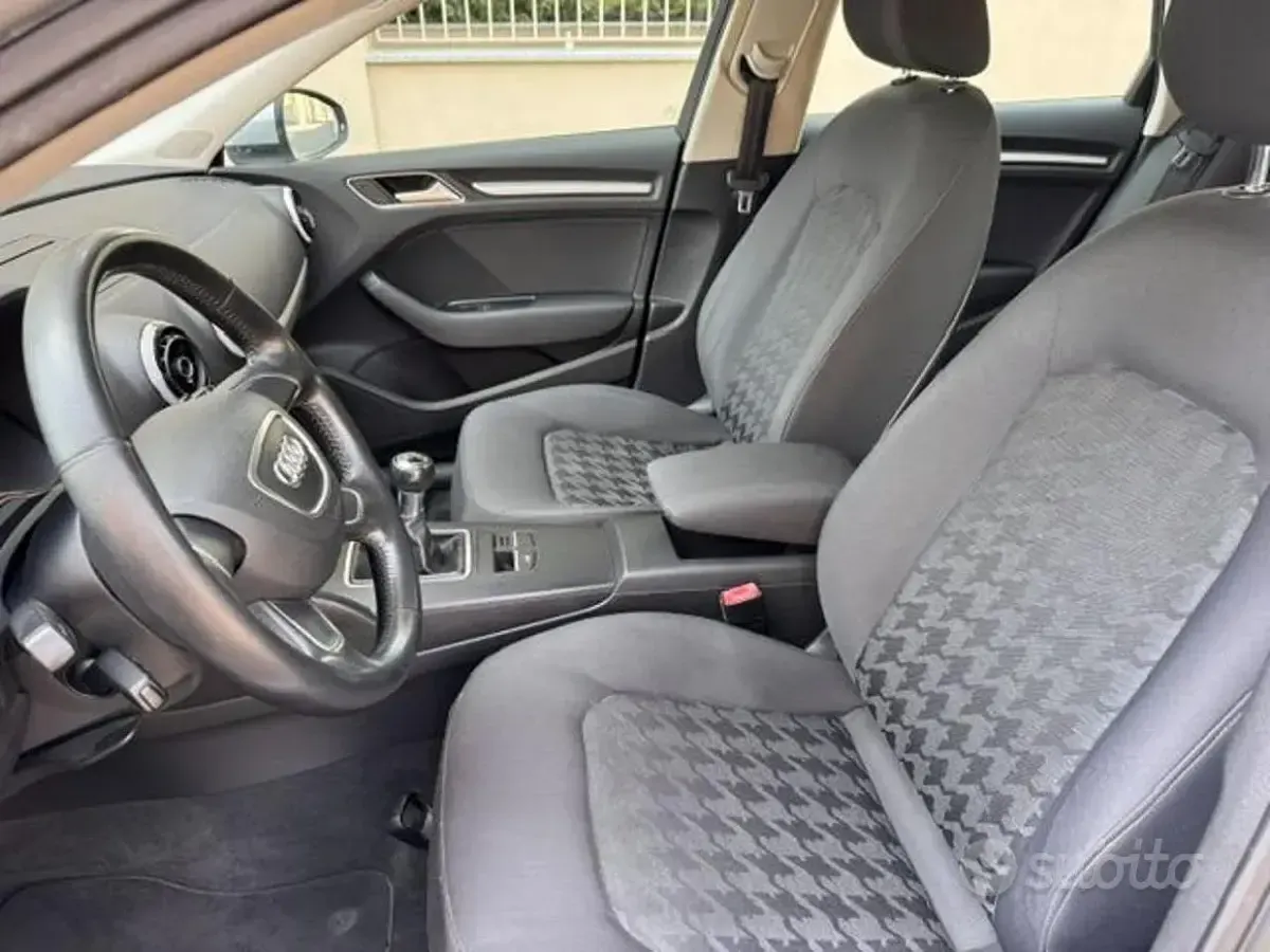 Usata Audi A3 150 CV (110 kW) 2014 Grigio Berlina