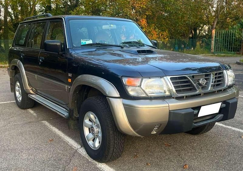 Usata Nissan Patrol SE 129 CV (94 kW) 1999 Blu/azzurro SUV