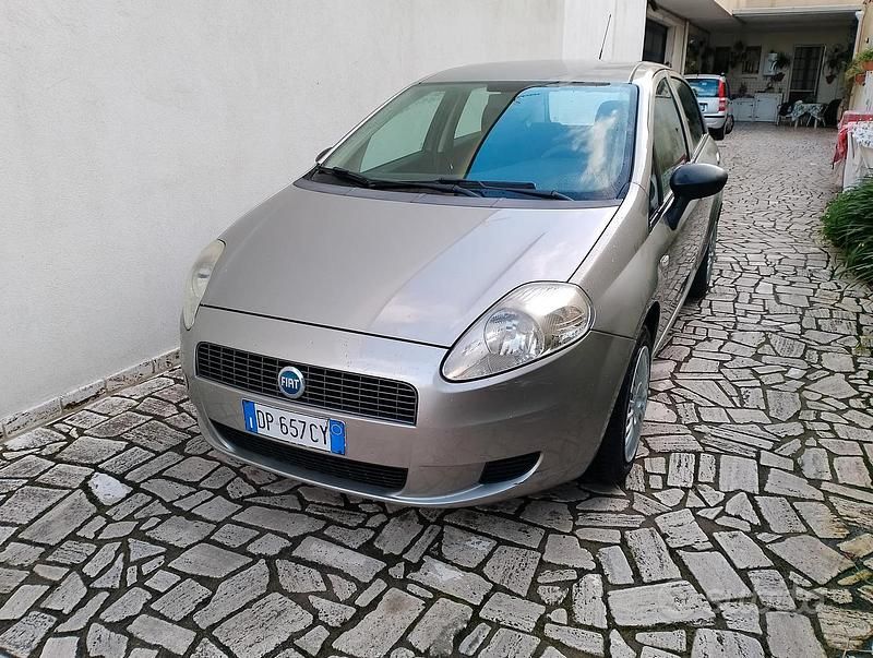 Usata Fiat Grande Punto 2008 Grigio Utilitaria