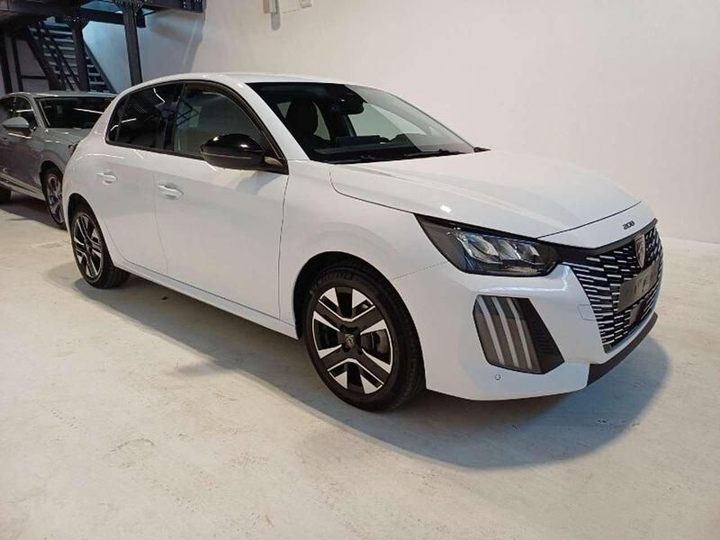 Usata Peugeot 208 Allure 101 CV (74 kW) 2024 Bianco Utilitaria