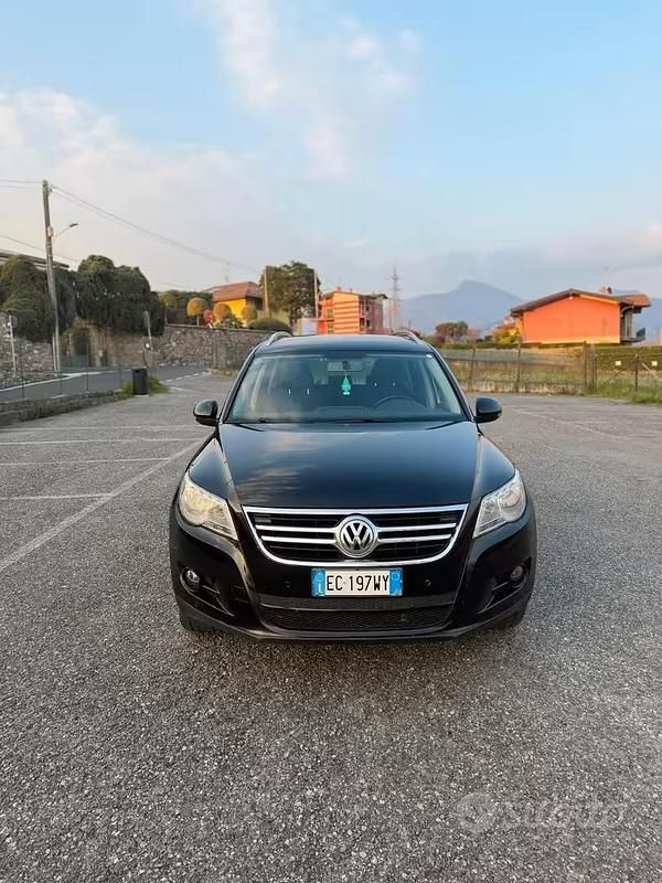 Usata VW Tiguan Sport 140 CV (102 kW) 2010 Nero SUV