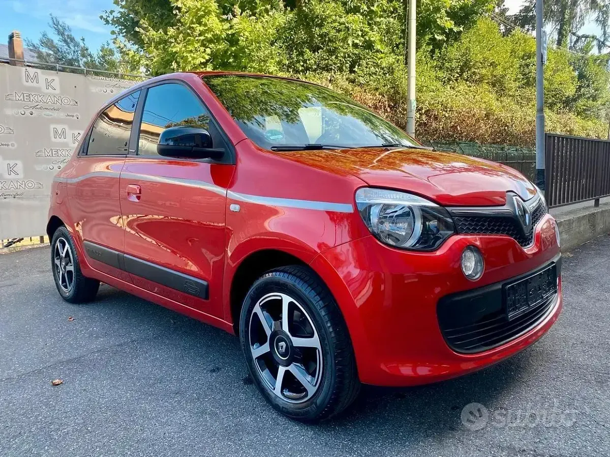 Usata Renault Twingo LIMITED 69 CV (50 kW) 2018 Nero Utilitaria